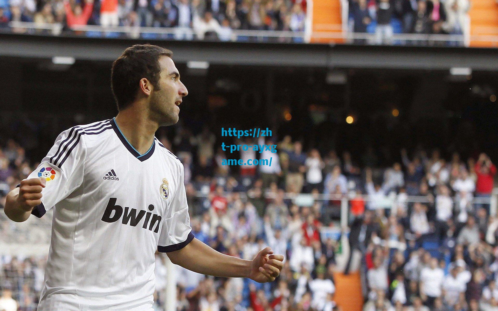 维尼修斯闪耀全场，传射建功荣膺最佳，媒体盛赞8.2分高光表现