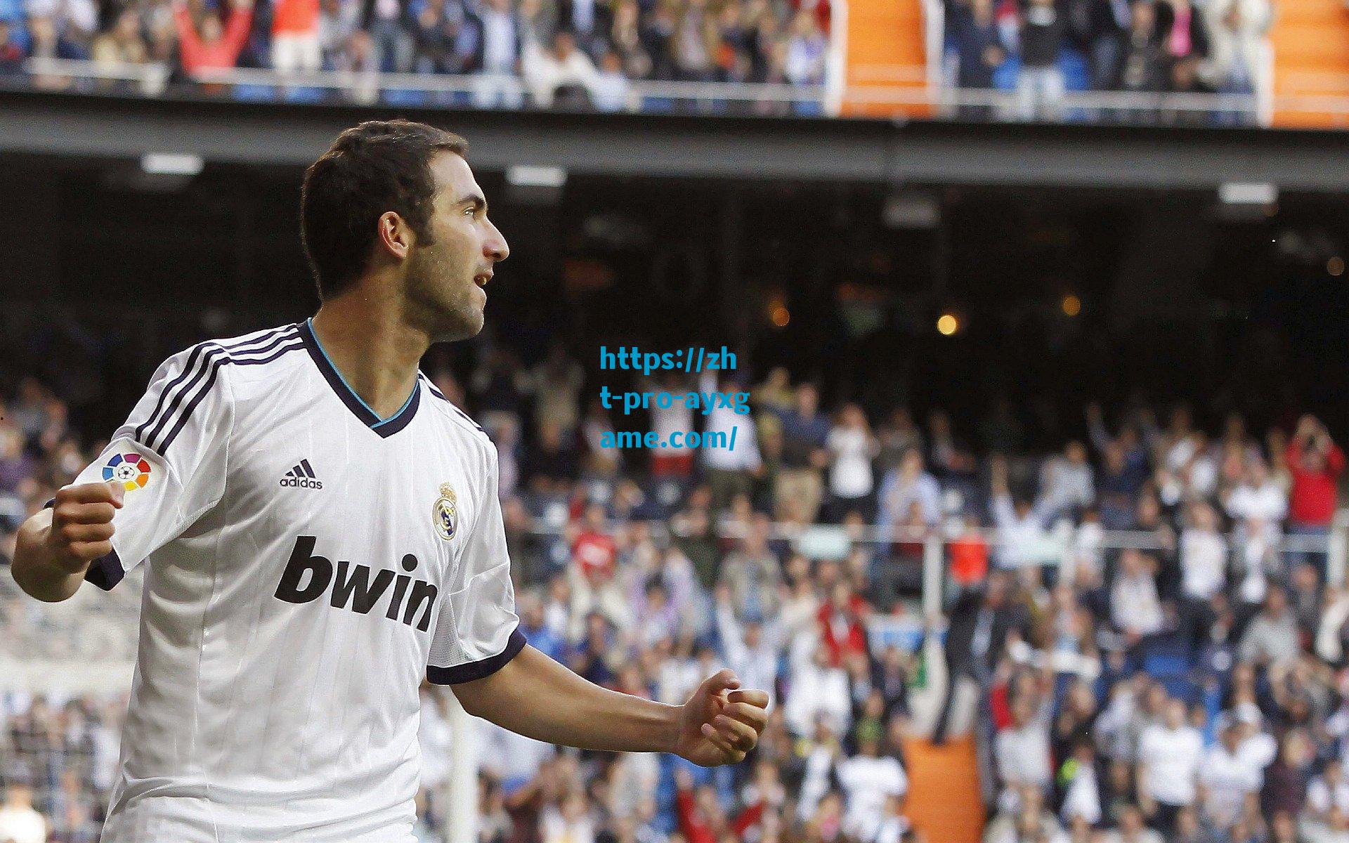 绿茵传奇再铸丰碑！于汉超完成中国顶级联赛400场登场，跻身历史第六杰